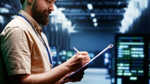 Сервери хостингу на відновлюваній енергії для надійного хостингу для бізнесу