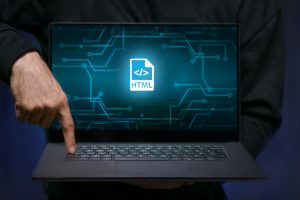 Код на екрані символізує права доступу до файлів на хостингу