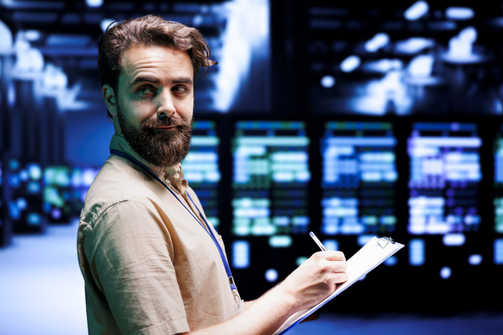 Суперкомп'ютери у дата-центрі Україна виконують резервне копіювання даних